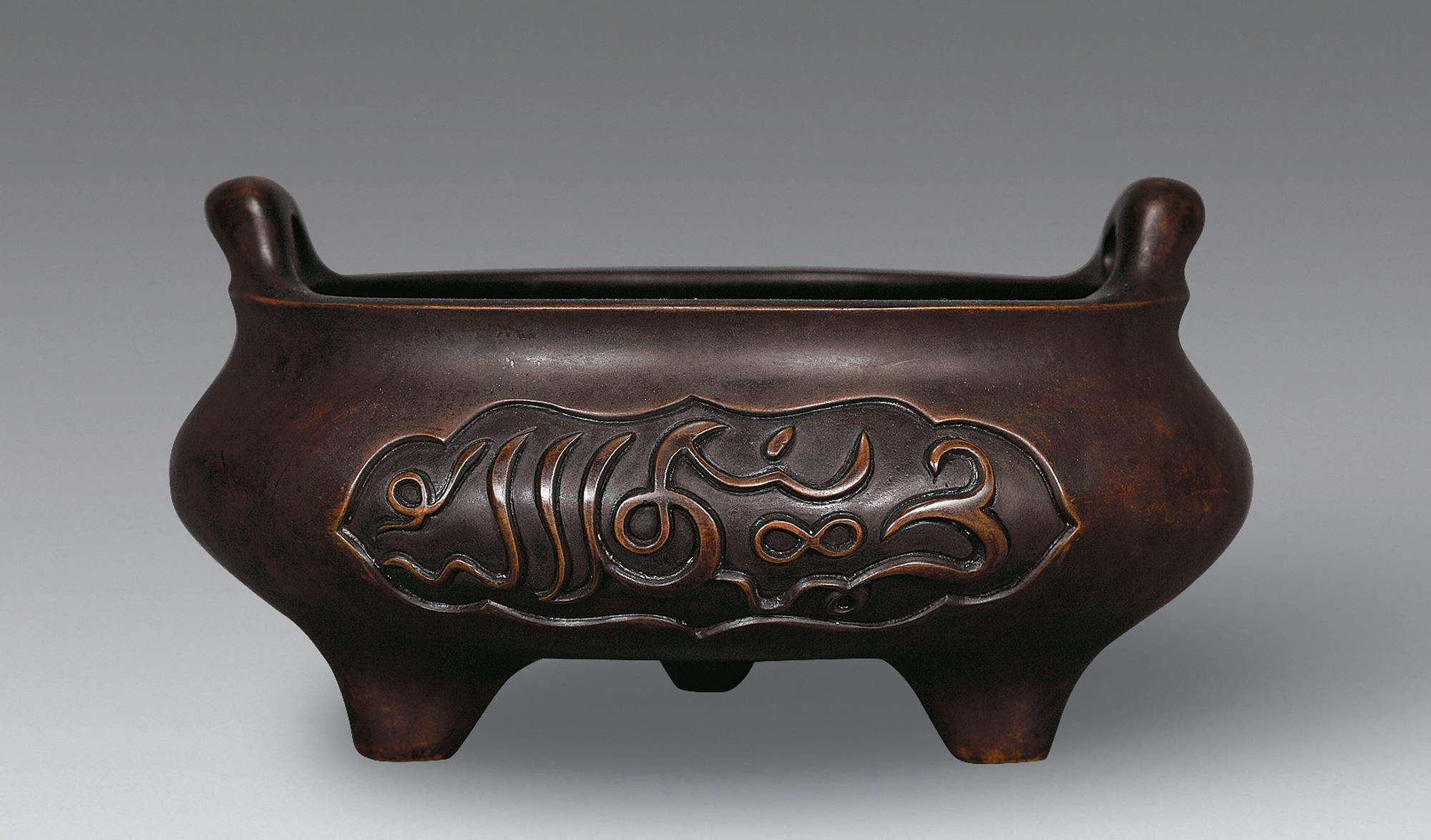 铜雕生锈、剥落的原因及处理办法_浮雕_浮雕生产厂家_铜浮雕_惠达雕塑